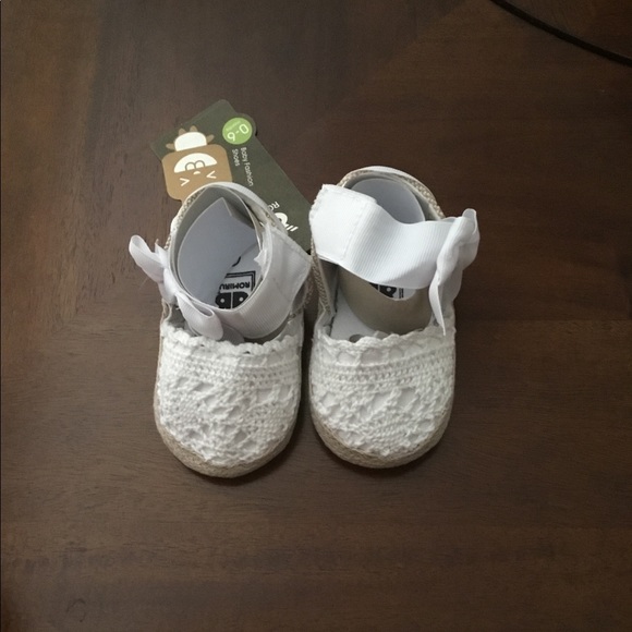 NWT boutique crochet sandals! 6-12 months - Picture 2 of 5